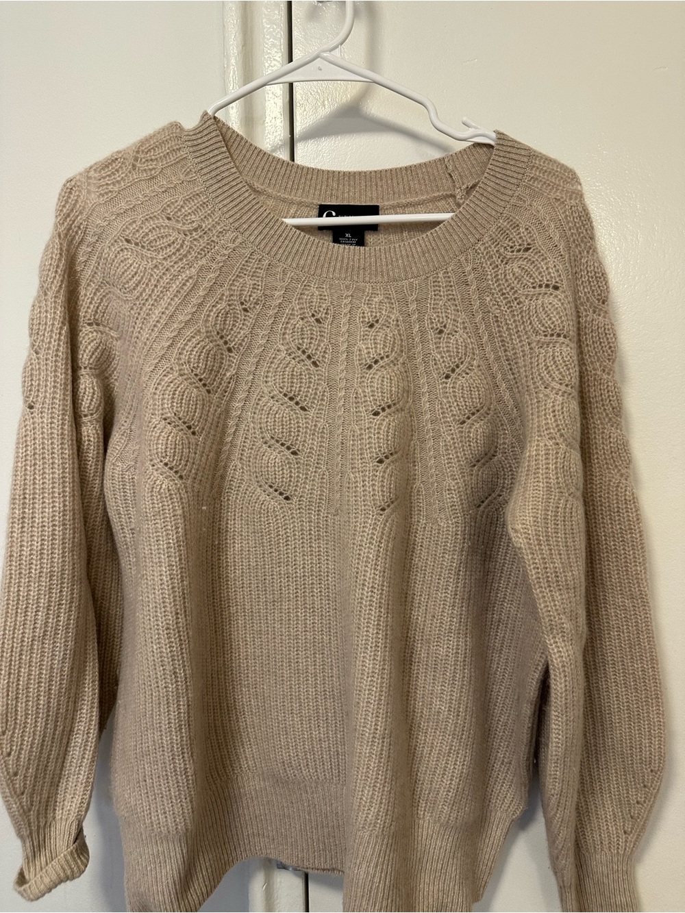 Bloomingdale's 100% 2 ply cashmere Cable-Stitch Crewneck Sweater - Beige